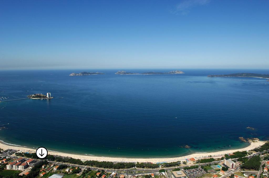 Vista panorámica de la Ría de Vigo desde Samil